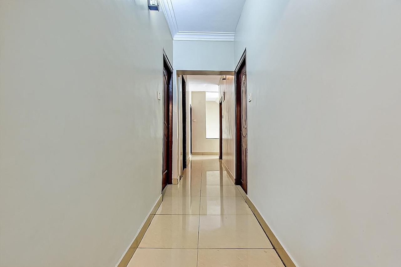 Parkwood Executive Rooms Inn Bangalore Bagian luar foto